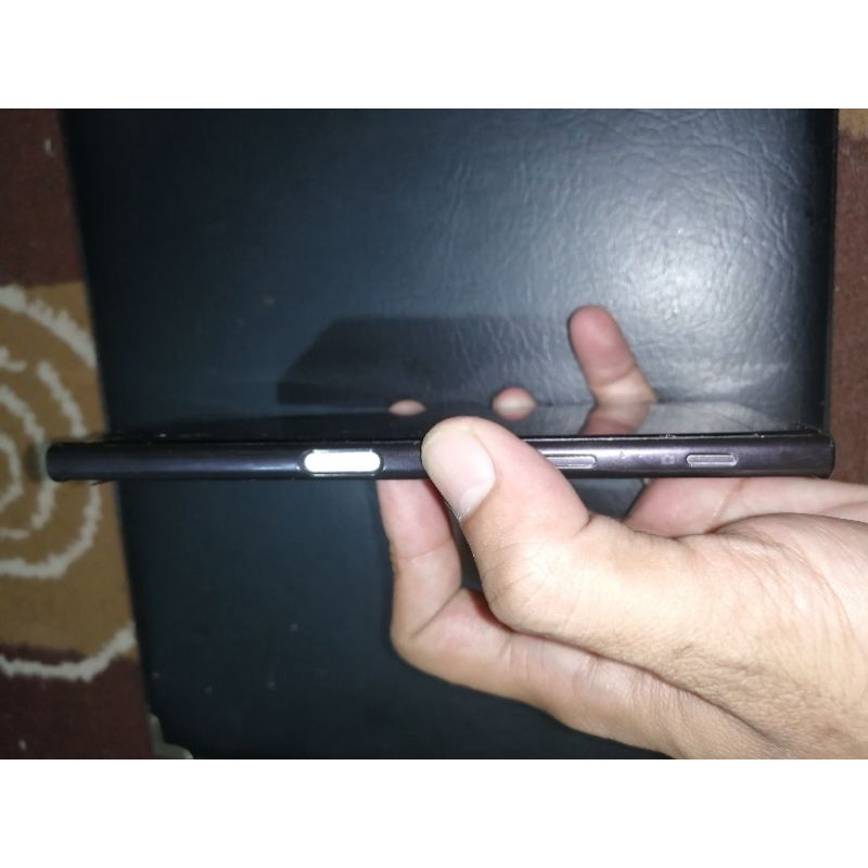Sony Xperia XZs docomo 4/32gb mesin di jamin hidup plus housing buat KANIBALAN tiinggal pasang lcd
