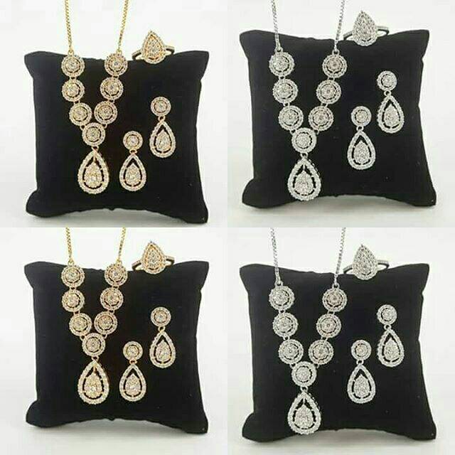 Replika berlian tura medan