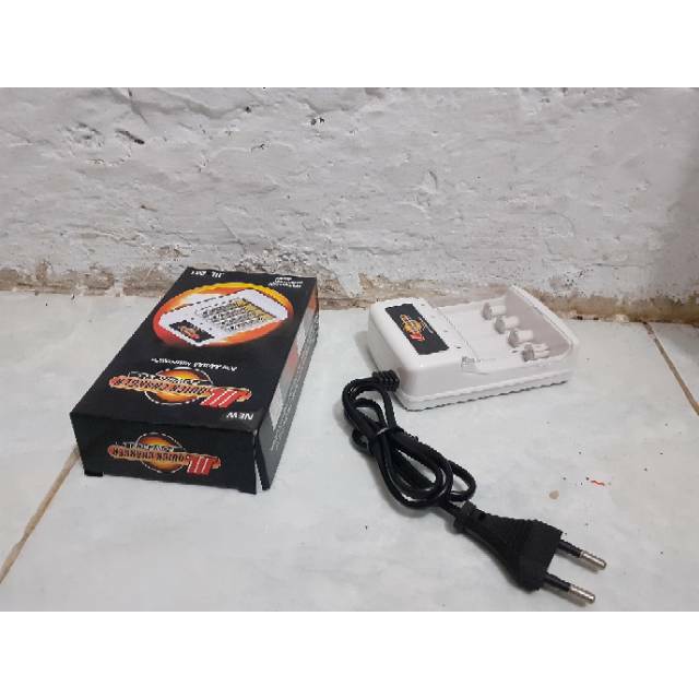 Jual Alat Cash   AA/AAA 4Slot Quick Charger