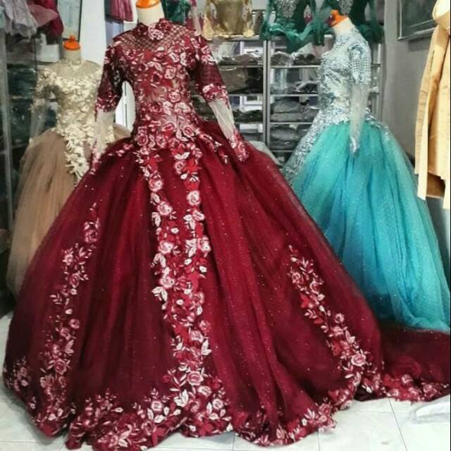 Gaun Pengantin Modern Barbie Warna Maroon