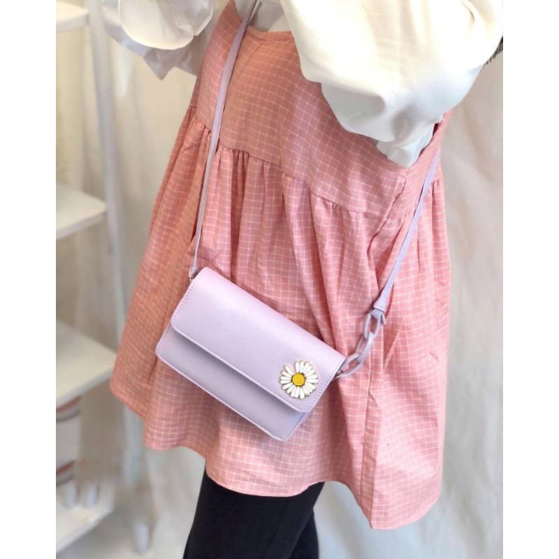 LUXTHER - Tas Daisy Lily Sling Bag / Tas Wanita / Tas Selempang Wanita