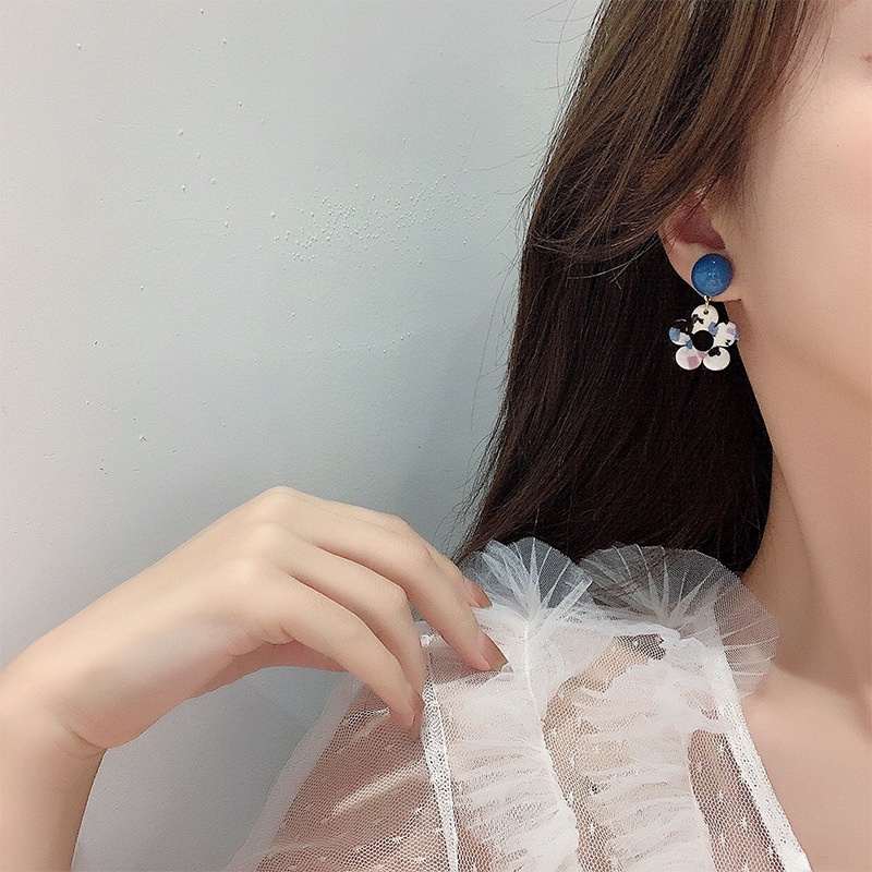 Anting Panjang Desain Bunga Bahan S925 Silver Needle Untuk Wanita