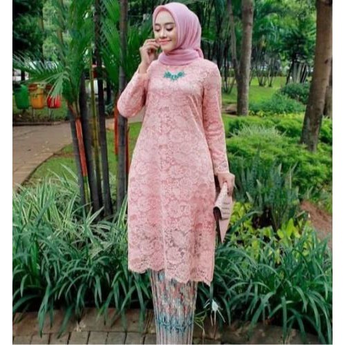 Setelan Kebaya Tunik/Kebaya Tunik Brukat