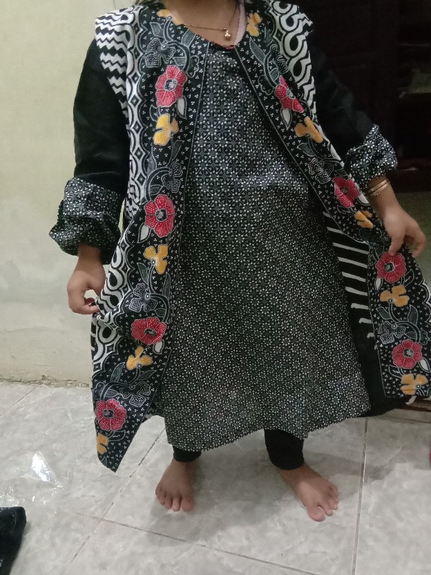 Terbaru Batik Couple Keluarga Gamis Kardi Jumbo Modang Tunik Dress Hitam Abu