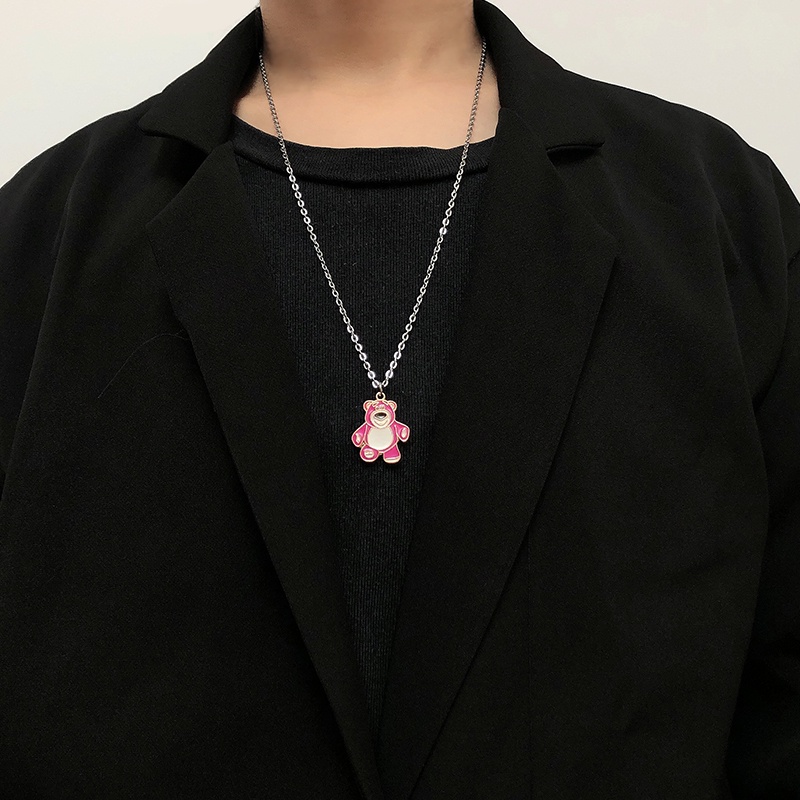 Kalung Rantai Dengan Liontin Kartun Beruang Strawberry Untuk Wanita