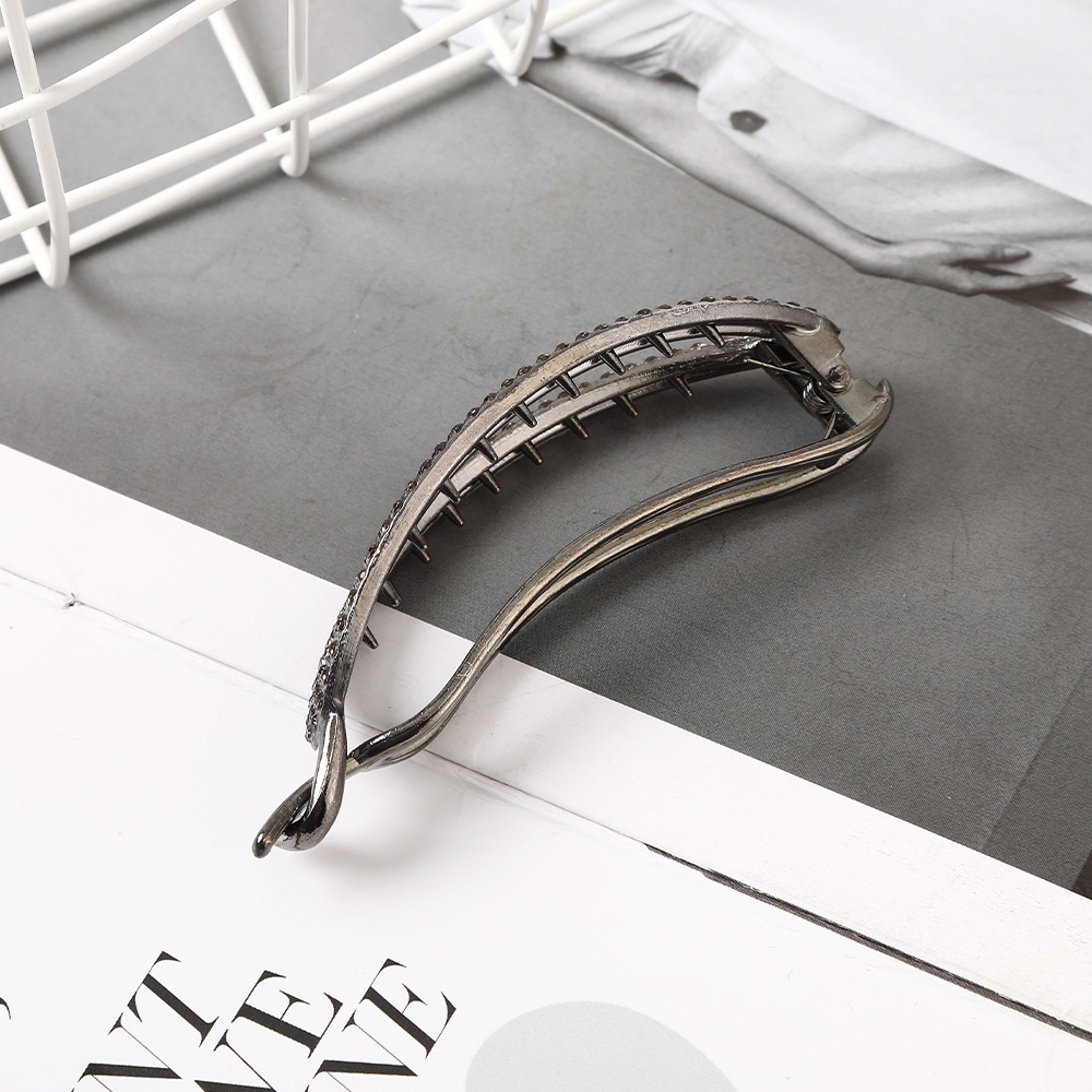 Jepit Rambut Bentuk Oval Bahan Metal Aksen Berlian Imitasi Untuk Wanita