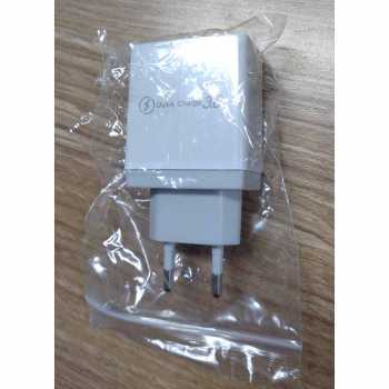 Charger USB Fast Charging QC 3.0 4 Port 48 W / Charger Usb 4 Port Charger Usb Fast Charging 4 Port / Colokan Charger Usb Colokan Charger Hp  Colokan USB Banyak untuk Smartphone Berkualitas Murah Original / USB Port Charger Cas Cepat Colokan Kabel Cas