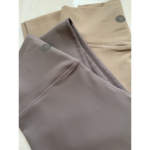OFFICIALLY RISE NEW YORK LEGGING TAUPE SIZE 6 PATRICIA STEPHANIE NOVERE MILI ITTAHERL MMEHUILLET HAN