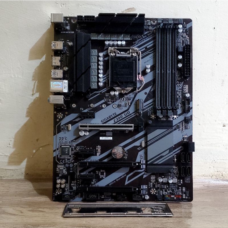 Mainboard Gaming Gigabyte Z390 UD / Motherboard intel Gen8 dan 9