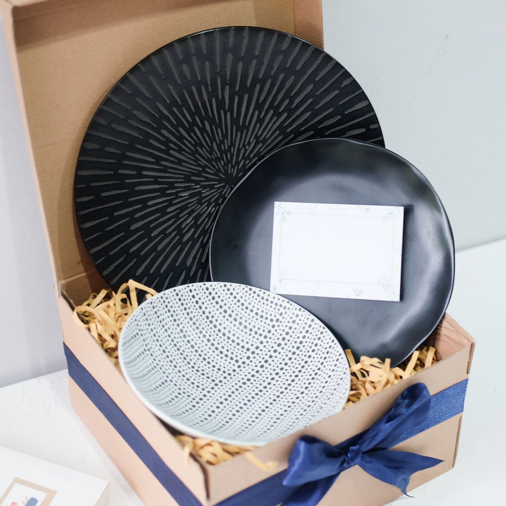 Jual Hampers Set Piring Keramik Black Elegan (dinner plate, salad