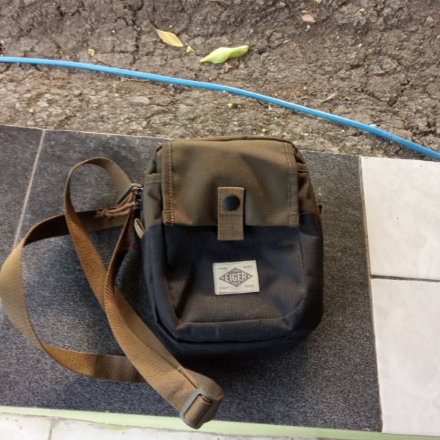 sling bag eiger