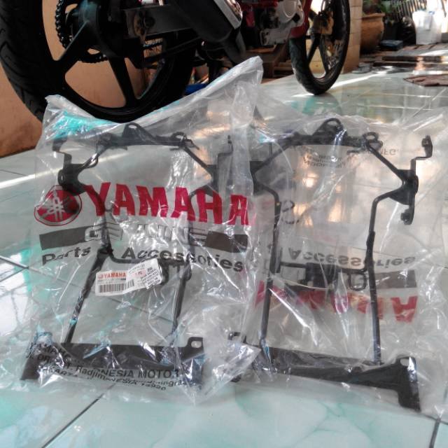 Bracket headlamp vixion 2011 / Pangkon headlamp Vixion 2011