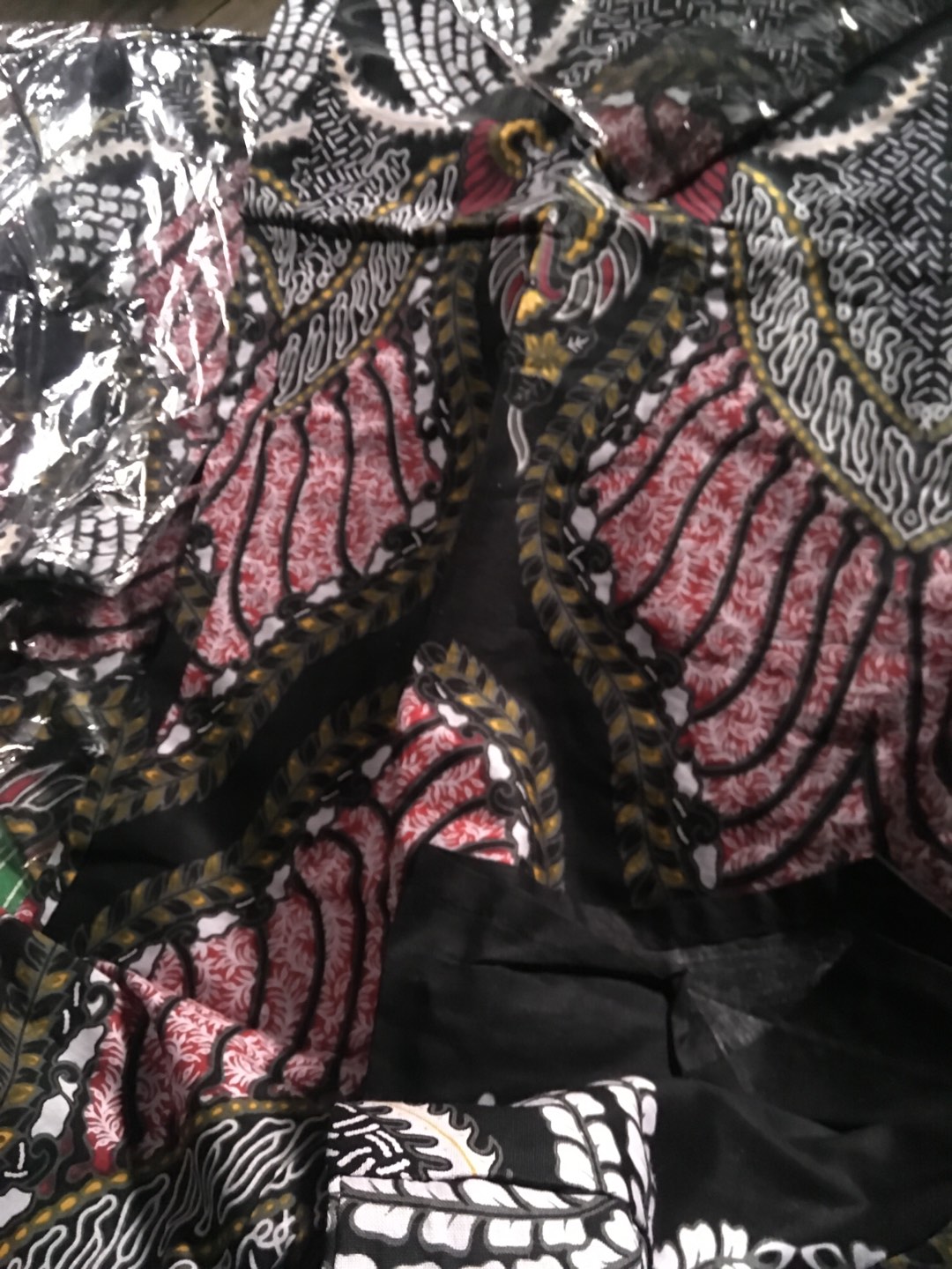 Batik Couple Modern - Atasan Batik - Batik Couple Wanita - Seragam Batik Madu Merah