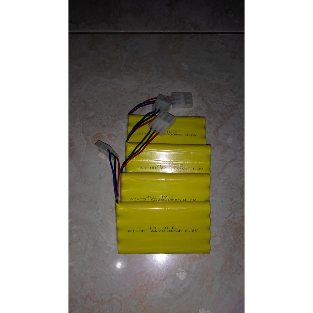 Baterai Batre 8 tegangan 9.6V Soket Putih 3Pin 2000mAh Mobil Remot Control