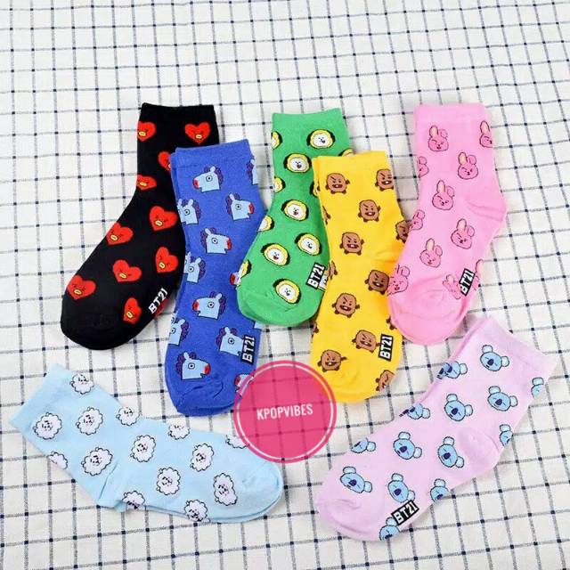 Kaos Kaki BTS BT21 KPOP