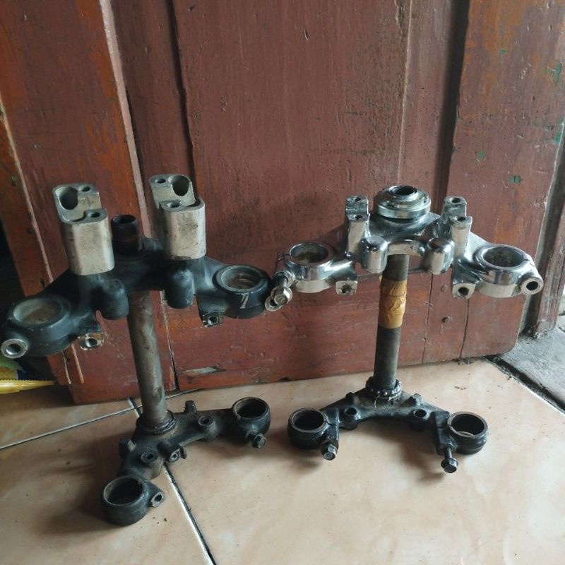 SEGITIGA TIGER LAMA T ATAS BAWAH TILAM MEGAPRO HIU GL PRO MAX TILAS ORIGINAL