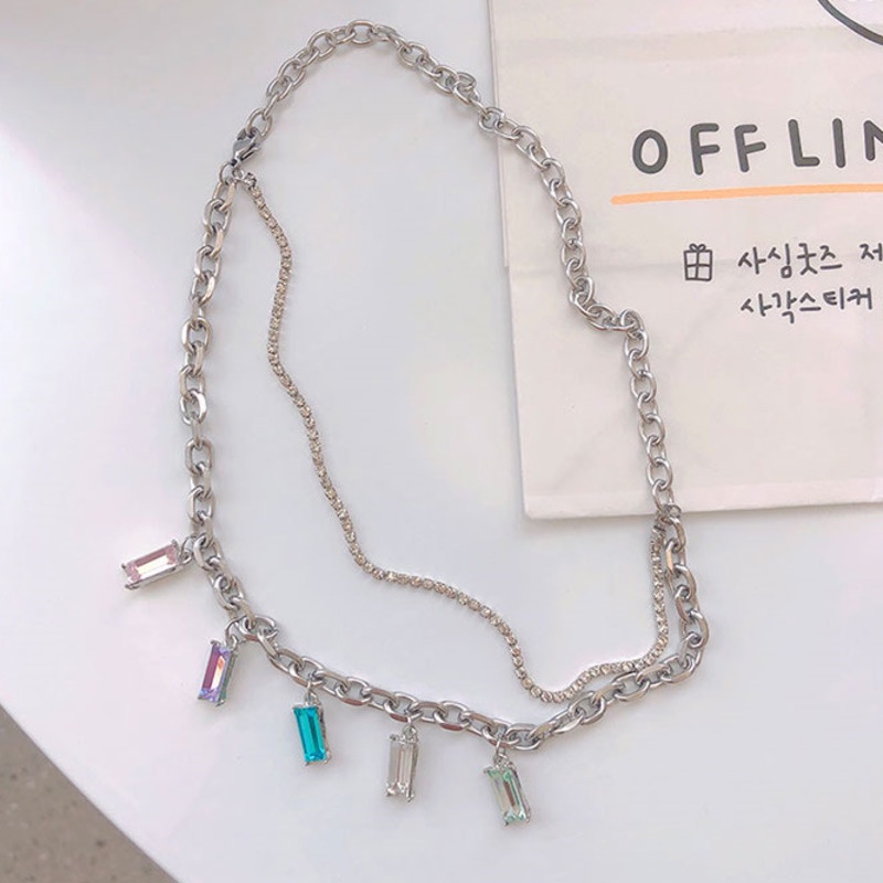 Kalung Rantai Klavikula Lapisan Ganda Aksen Zirkon Warna-Warni Gaya Hip Hop