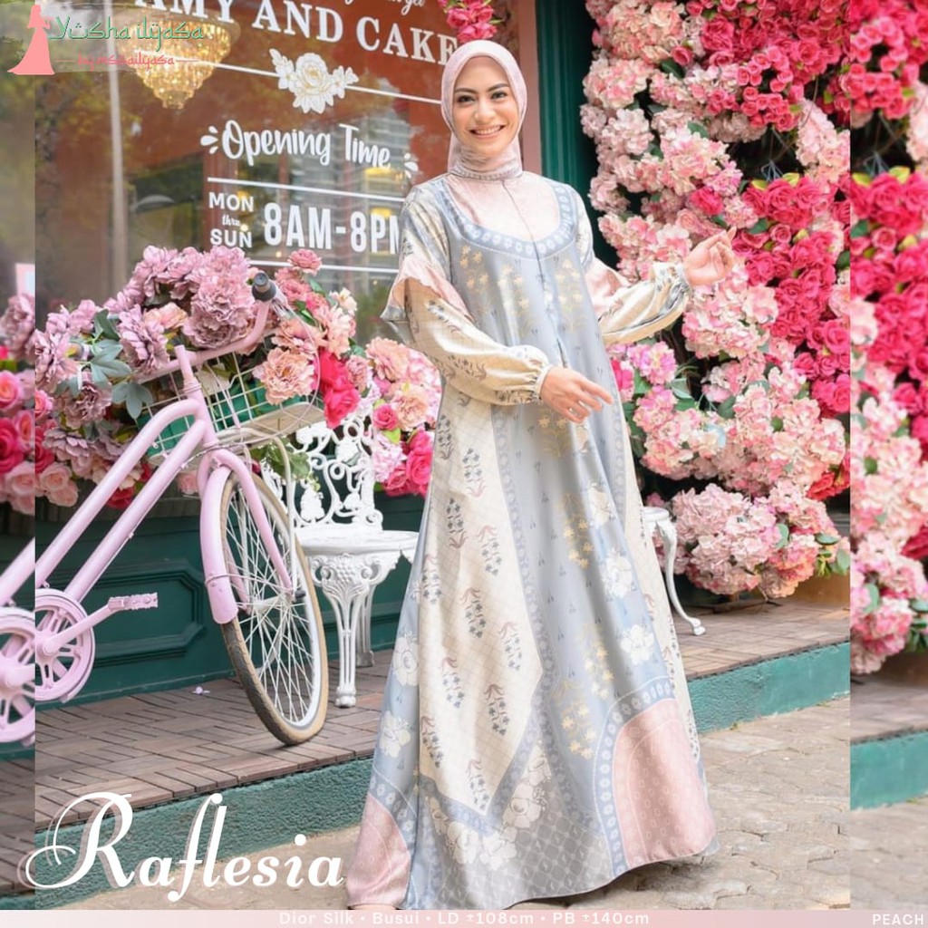 Raflesia maxy dress dior silk by Yusha rr147