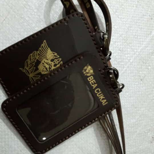 

Lucu Holder Id Card/Name Tag Bea Cukai Bagus