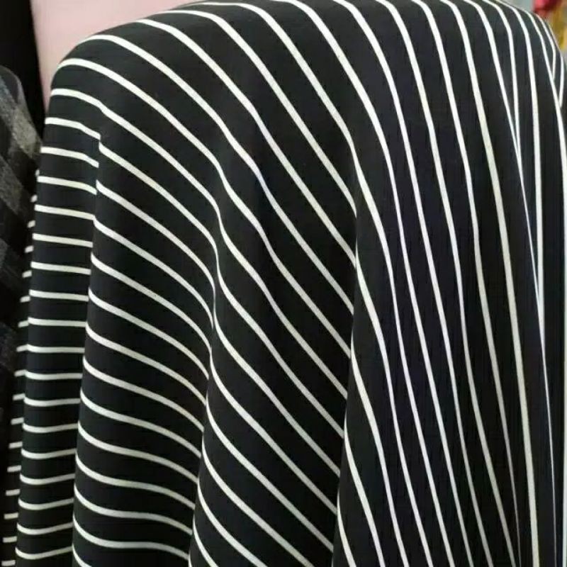 Kain Scuba import_Bahan Scuba motif salur halus