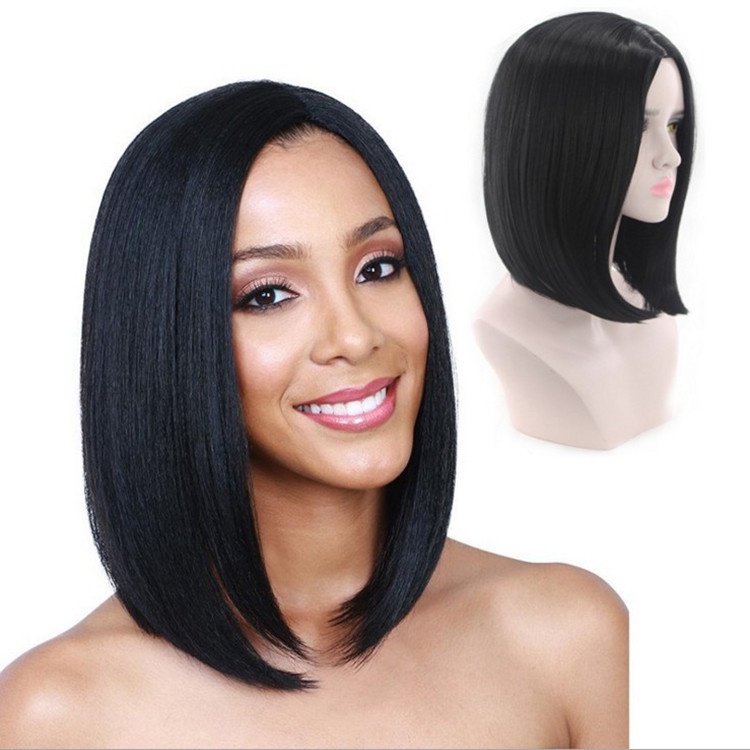 Wig Full Lace Wanita Short Middle Straight Hair Wig Rambut Natural High Quality / Hair Extension