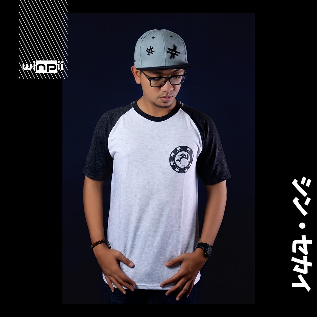 T-Shirt / Kaos A Place Further Than The Universe