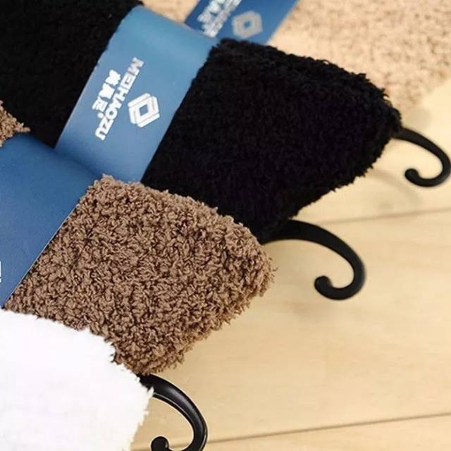 WINTER SOCK - KAOS KAKI MUSIM DINGIN - WOL WARMER - TEBAL GUNUNG