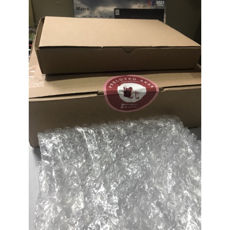 

SAFE PACKING [TOP LOADER - BOX OR EXTRA BUBBLE WRAP]