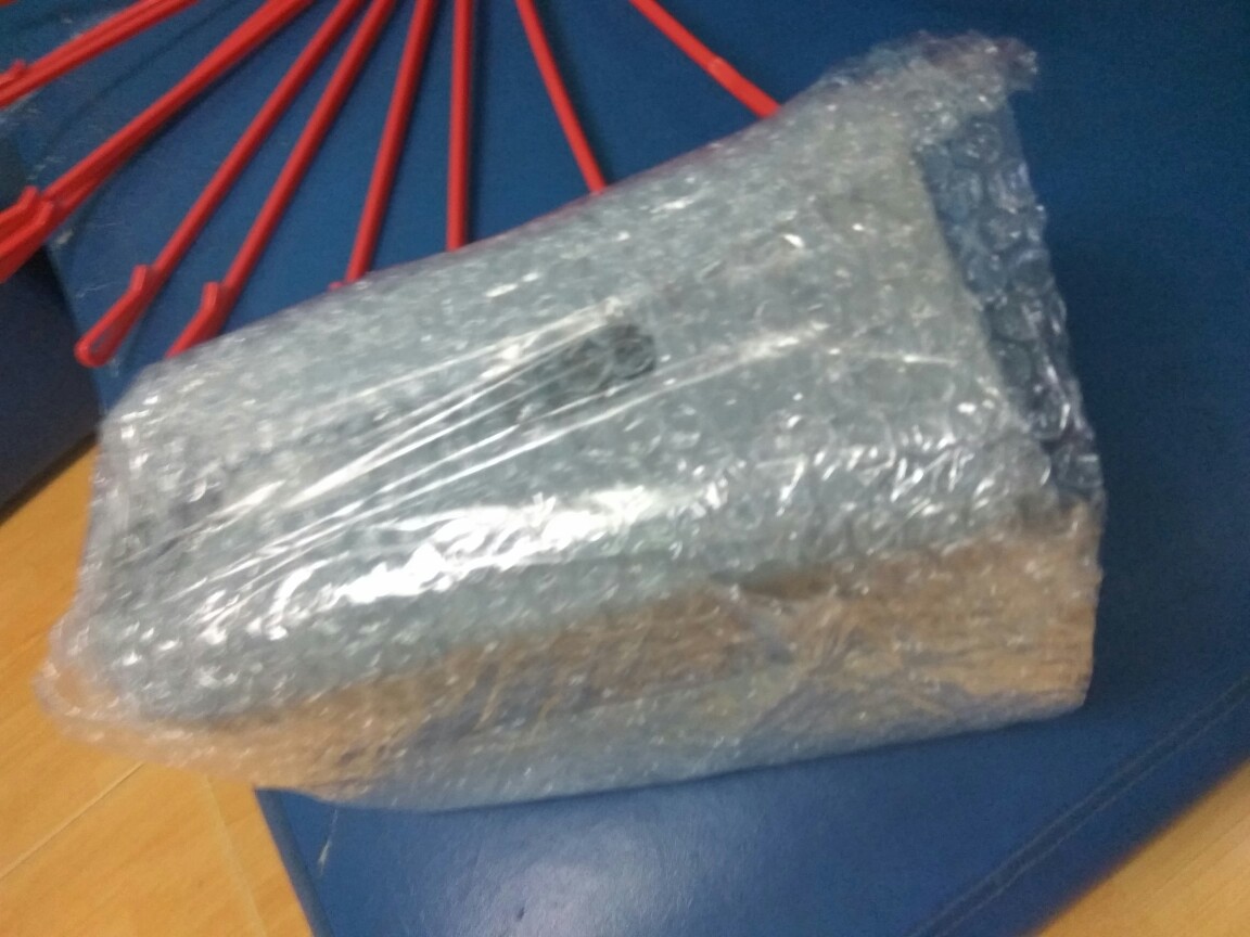 Dispenser Kantong Plastik Sampah Untuk Ditempel Didinding