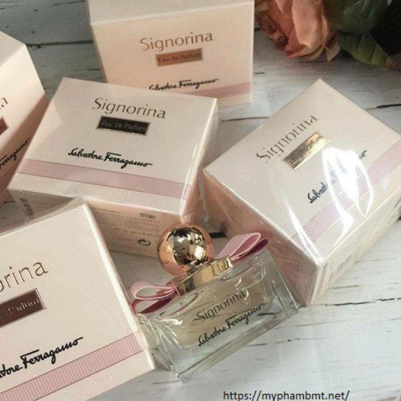 PARFUM SIGNORINA SLAVOTE