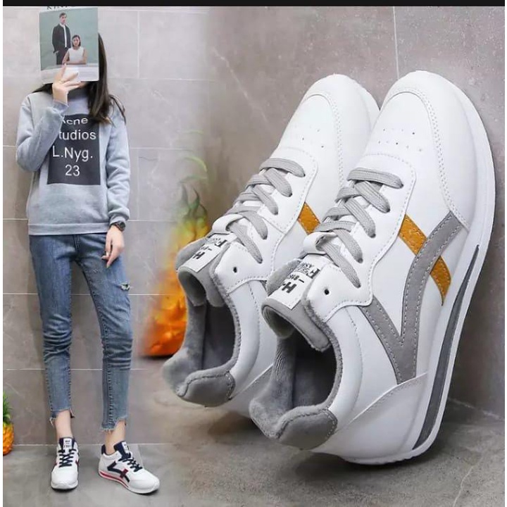 SEPATU SNEAKERS OLAHRAGA WANITA VIRAL 2021 TERLARIS/SEPATU JOGING WANITA/SEPATU SENAM WANITA