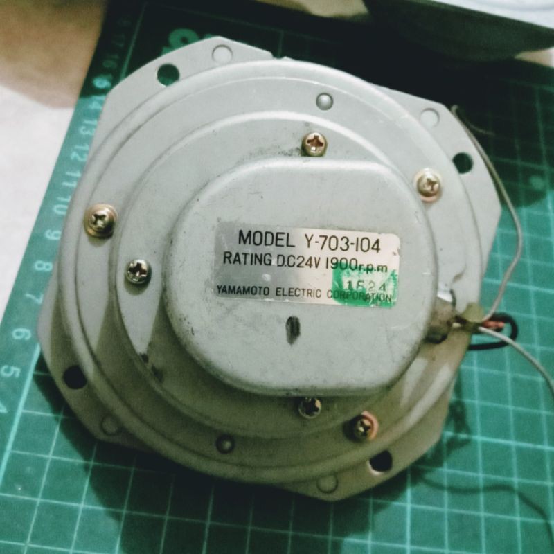 DINAMO SERVO DC 24V 2900RPM EX FOTOCOPY