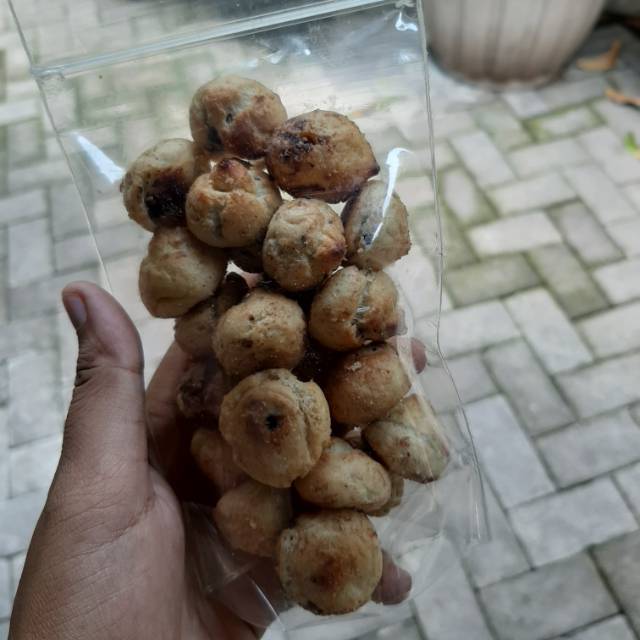 

SUS KERING COKLAT / SUS KERING ISI COKLAT / CAMILAN / CEMILAN / JAJANAN / JAJAN KILOAN