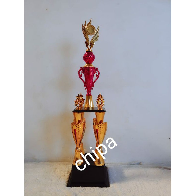 PIALA KAKI 4 . 1 METER