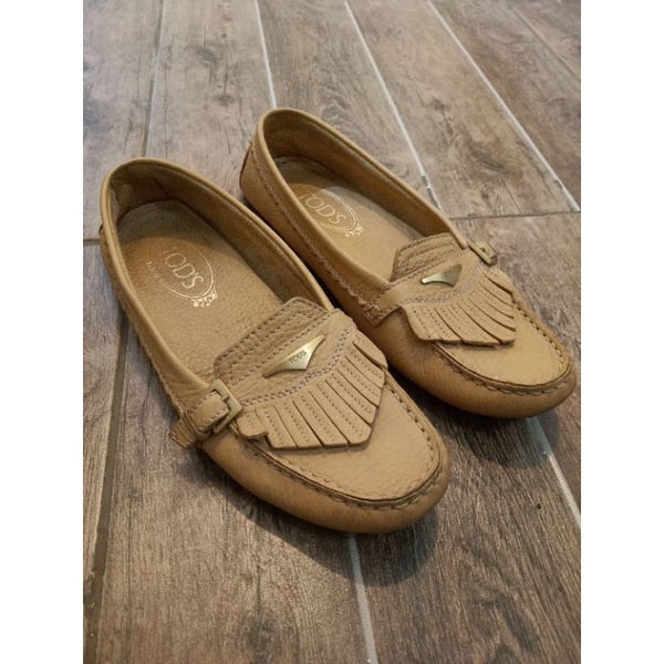 Preloved sepatu kulit wanita Tod's original women loafers 37 kulit asli sepatu kerja sepatu kantor