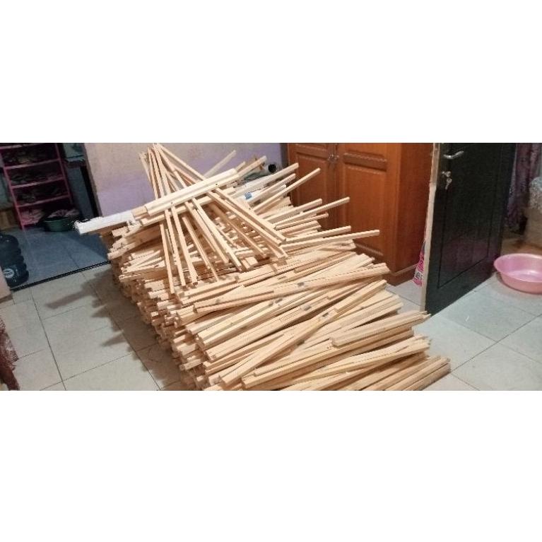 

SHOPEE 9.9 Wooden easel 120 cm/Standing tripod kayu/stand lukis .,,.,.,