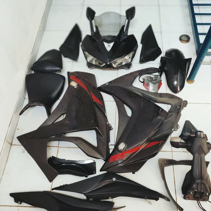 Full Fairing Set Yamaha R25 2015 -