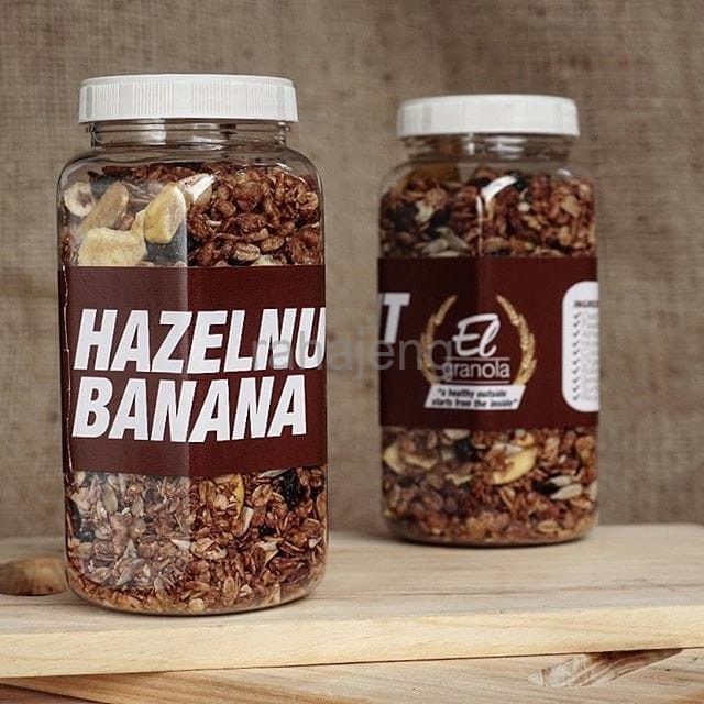 

El Granola Hazelnut Banana / Healthy Snack / Sereal