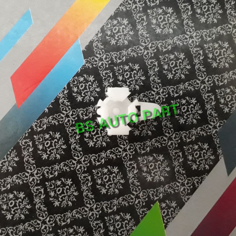 Plastik Wiper Link Futura / T 120 SS / Kijang / Katana / Colt Disel PS KECIL