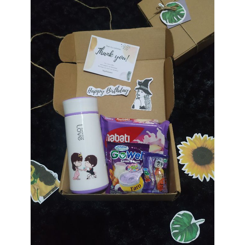 

GIFT BOX MURAH / KADO PERNIKAHAN