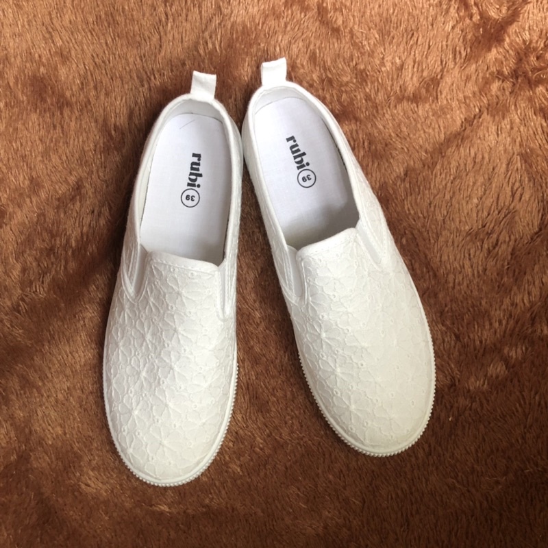 SEPATU RUBI SLIP ON || RUBI SHOES