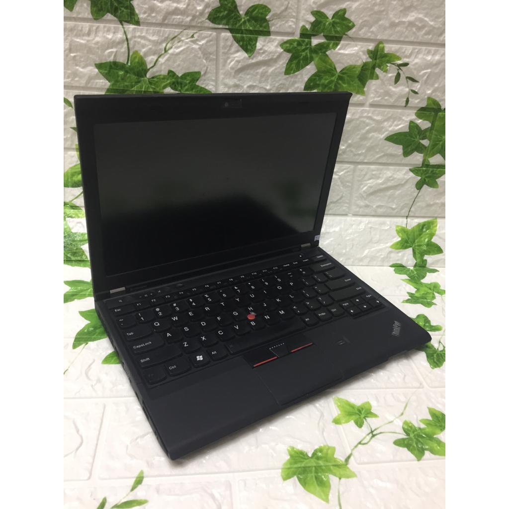 LAPTOP LENOVO THINKPAD X230 INTEL CORE i7-3RD GEN 4GB RAM - 320GB HDD SALE!!