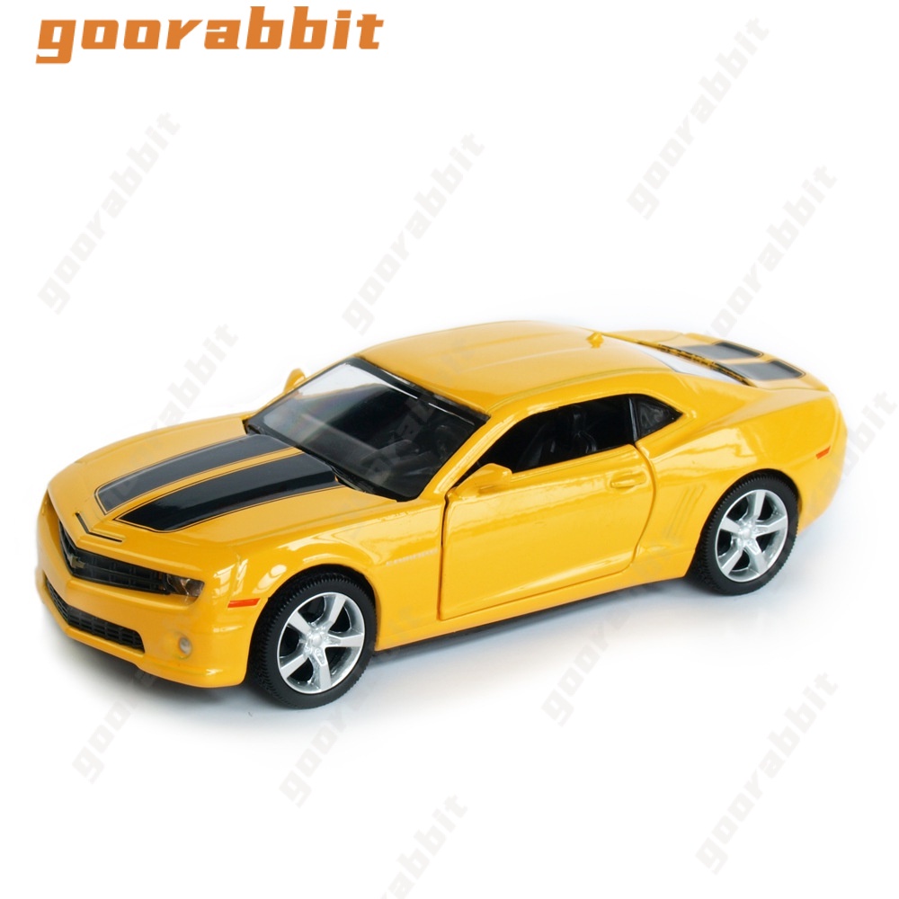 Maisto Tech Remote Skala 1: 142016 Chevrolet Camaro SS Kendaraan