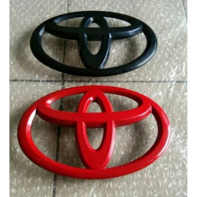 emblem LOGO DEPAN FORTUNER VRZ hitam atau merah