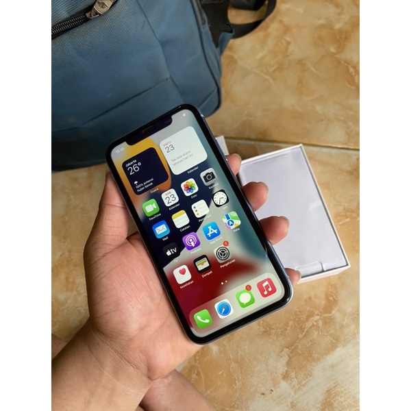 iphone XR 64GB