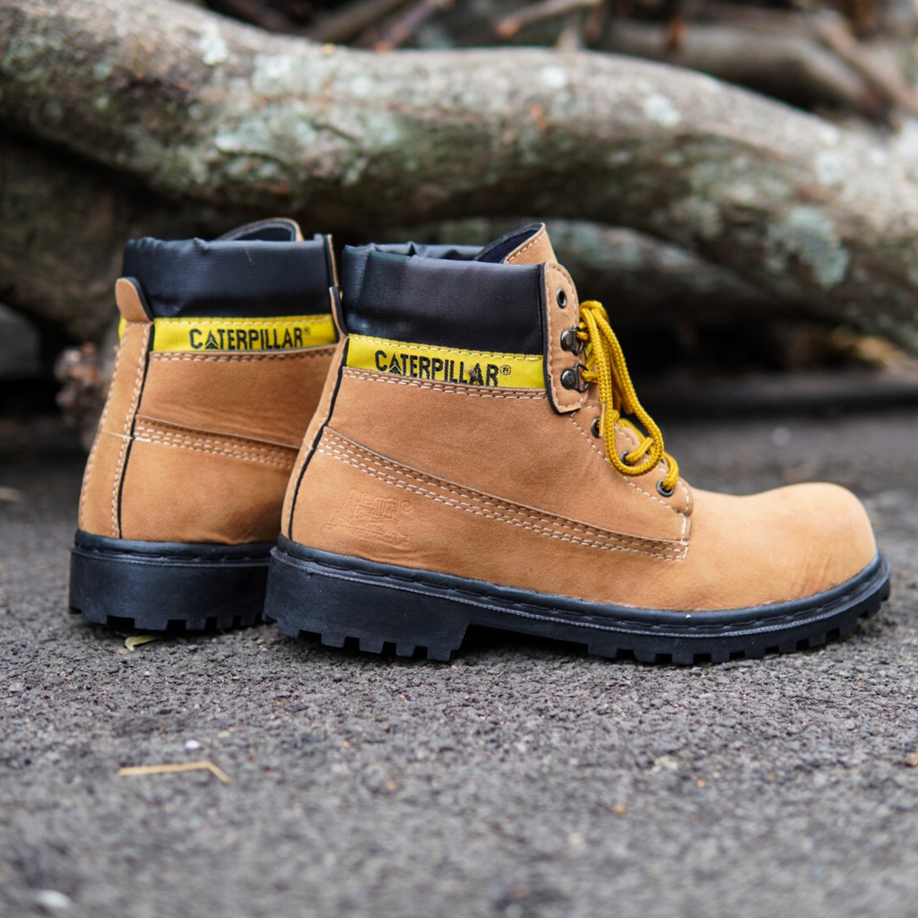 Promo Turun Harga dan Bisa COD !!! Sepatu Boots Pria Safety Ujung Besi Caterpillar Sby Muncak Proyek