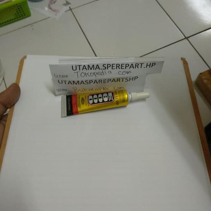 

Lem Lcd Touchscreen E8000 F2B4