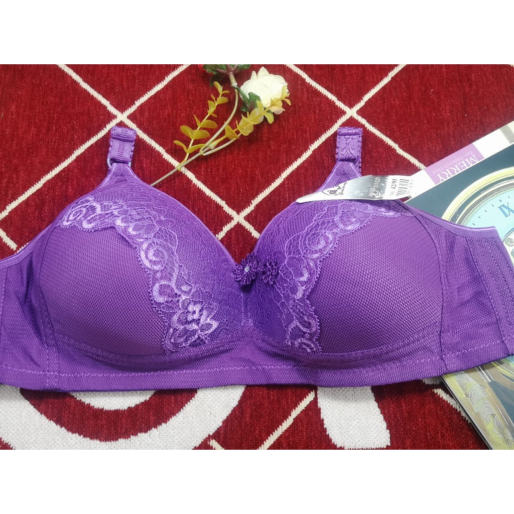 Bra / Bh Wanita 229 CUP B- Busa Tipis Tidak Ada Kawat Import