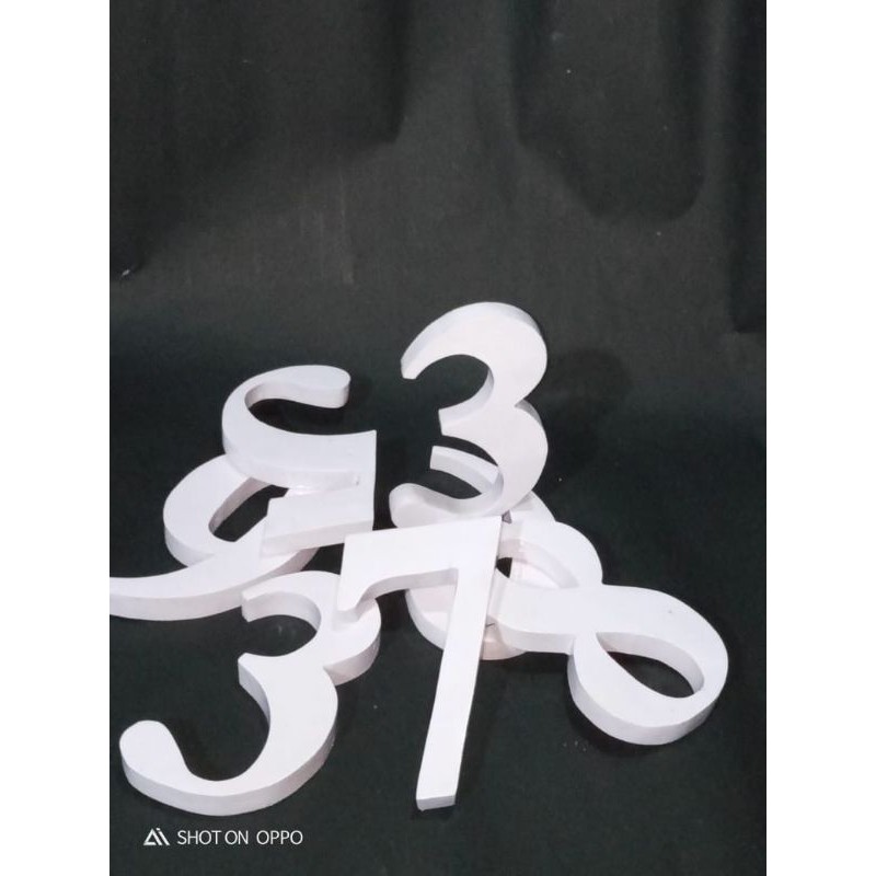 Huruf/Nomor Timbul Kayu/Multiplexs/Plywood Warna 12 cm