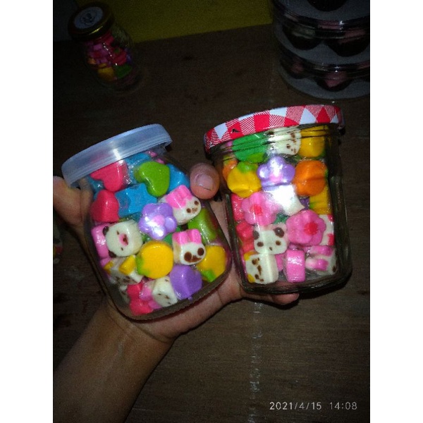 

Coklat Karakter MIXMINI